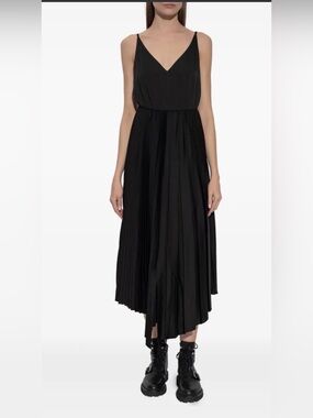 JAX MAXI DRESS size M